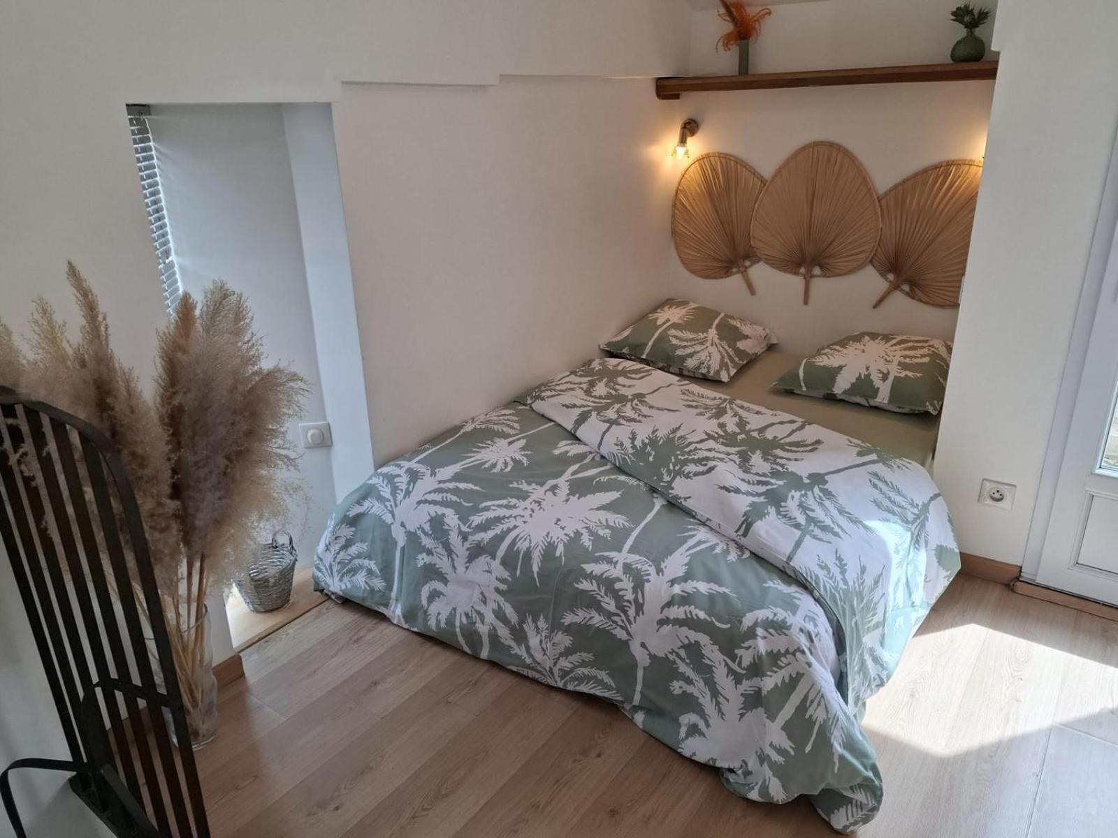 Vert Duplex - Paris Disneyland فونْتُنايْ سو بوا المظهر الخارجي الصورة